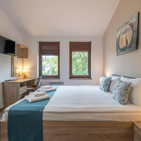 Апартамент Tarnovgrad - Free Parking Велико Търново