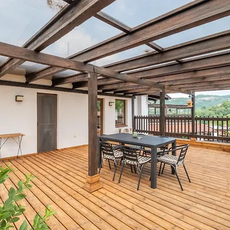 Tarnovgrad - Free Parking Veliko Tarnovo