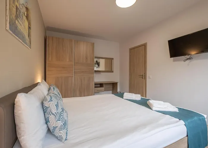 Tarnovgrad - Free Parking Apartment *