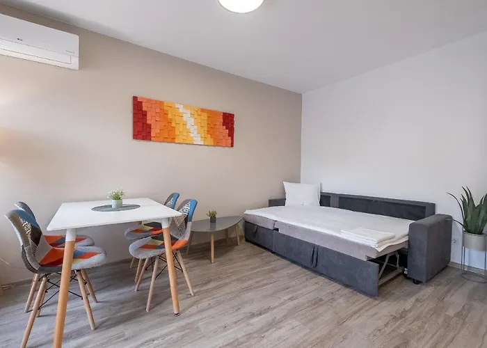 Tarnovgrad - Free Parking